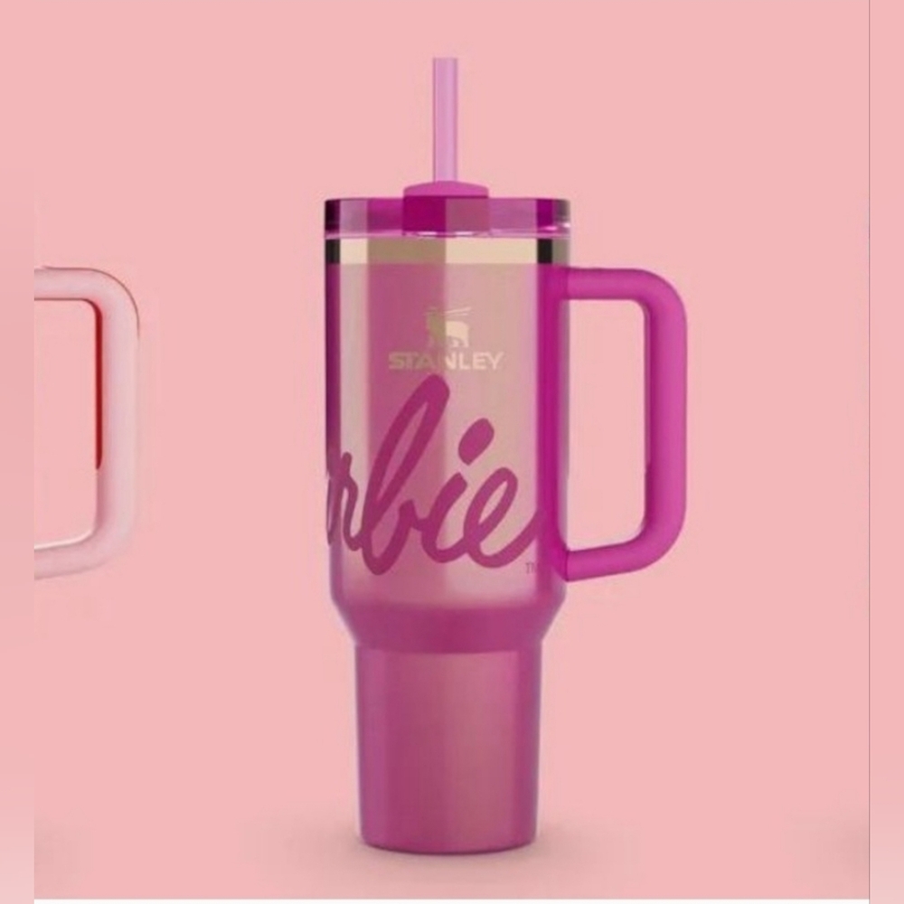 New Stanley x Barbie Quencher Tumbler 40oz. - Picture 3 of 3